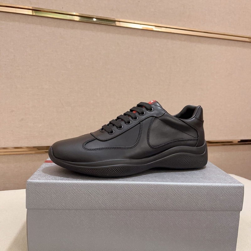 Pra*a casual shoes